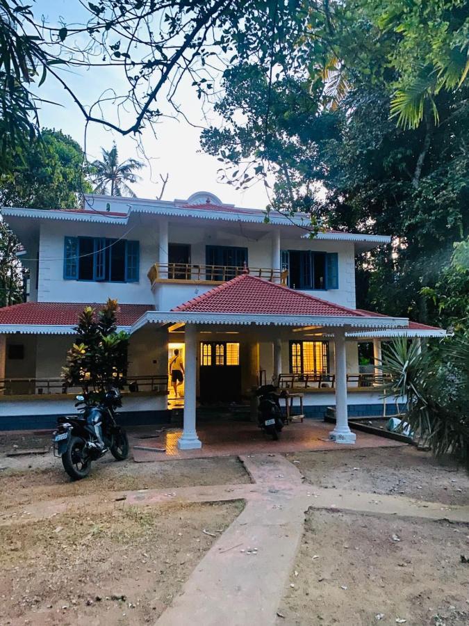 Barefoot Hostels, Varkala Exteriör bild